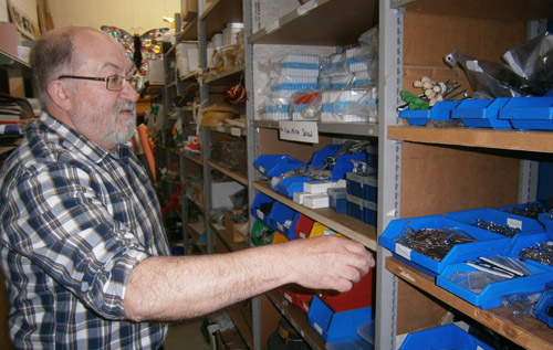 Jim Elliott of Mini-Scrapbox